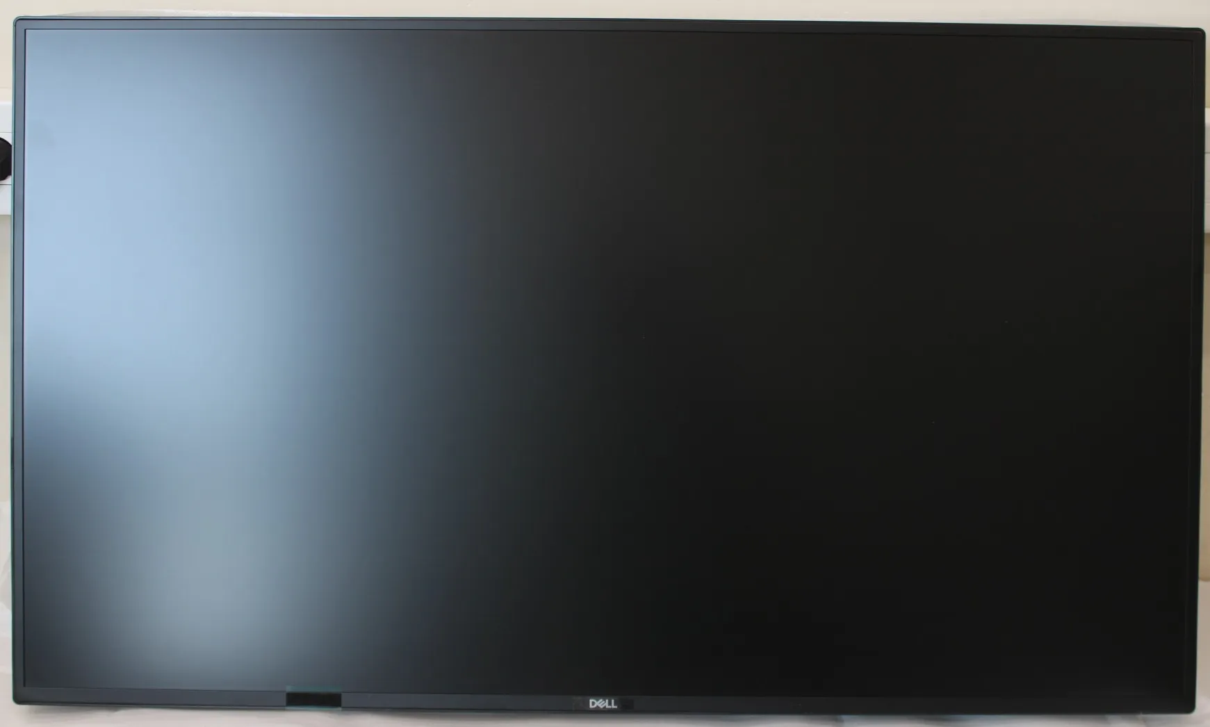 SALE OUT. Dell LCD U4323QE 42.5″ IPS 4K UHD/3840×2160/HDMI,DP,USB-C,USB,RJ-45/White | Dell USB-C Hub Monitor | U4323QE | 42.5 ” | IPS | UHD | 16:9 | 60 Hz | 5 ms | 3840 x 2160 | 350 cd/m² | HDMI ports quantity 2 | Warranty 35 month(s) | DAMAGED PACKAGING, UNPACKED, SCRATCHED ITEM LEG