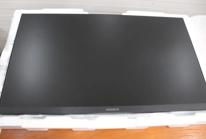 SALE OUT. Gigabyte | Gaming Monitor | GS32Q EK1 | 31.5 ” | QHD | 16:9 | 165 Hz | 1 ms | 2560 x 1440 pixels | 300 cd/m² | HDMI ports quantity 2 | Black | Warranty 3 month(s) | REFURBISHED
