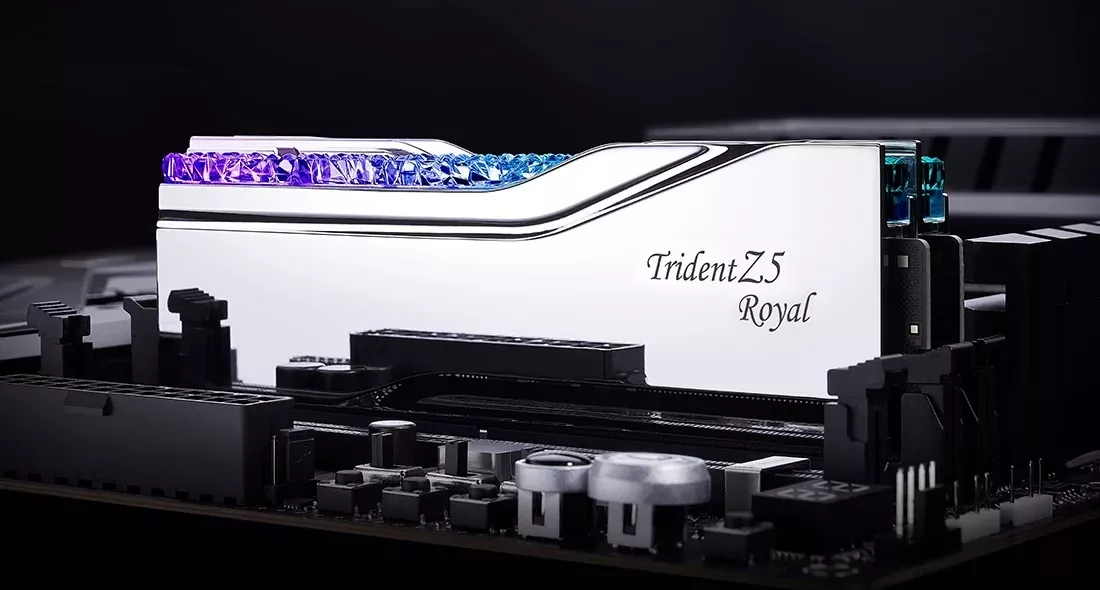 G.Skill 32GB 6400MHz CL32 DDR5 Trident Z5 Royal (2×16) operatyvioji atmintis thumbnail 5